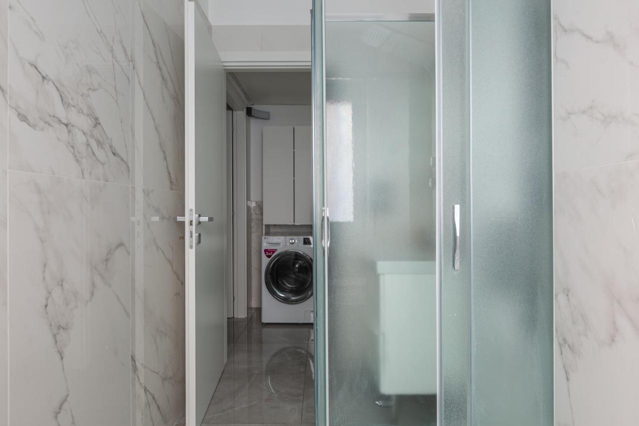 Bnbutler - Largo Promessi Sposi - Moderno E Confortevole Milan Exterior photo